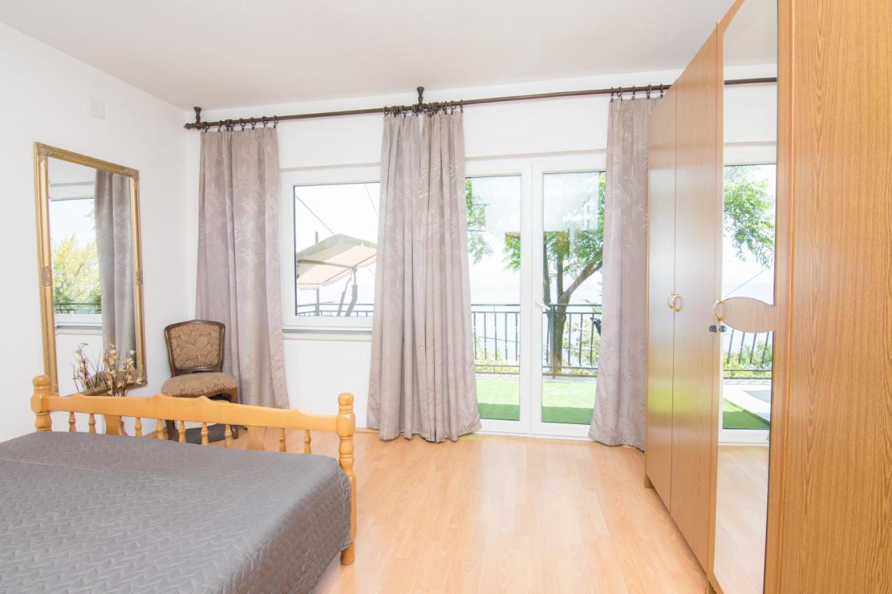 Karmela Rustic Apartment เซนญ์ ภายนอก รูปภาพ